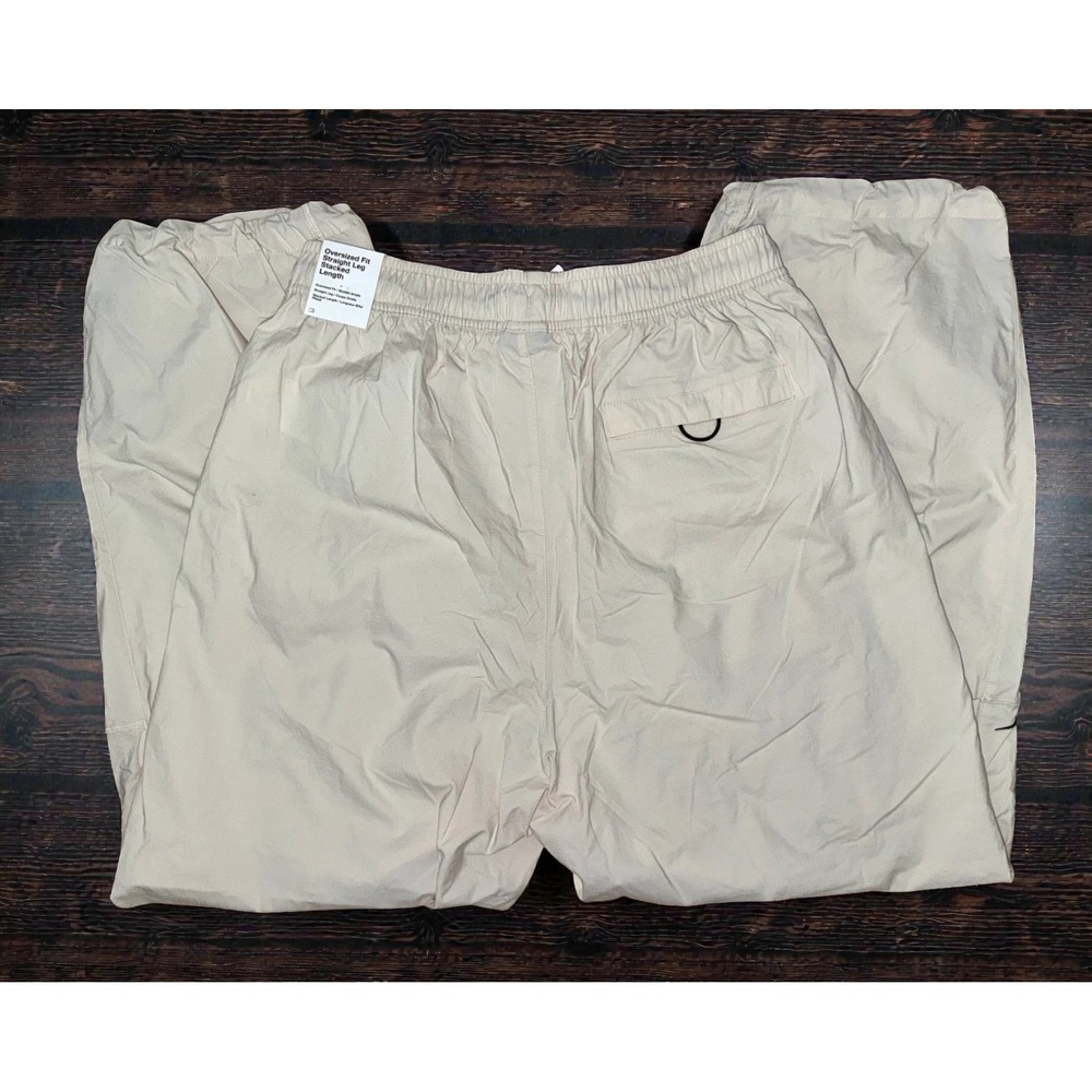 Nike Tech Woven Pants Mens M Oversized Light Orewood Black HM7158-104 NWT - Picture 3 of 7